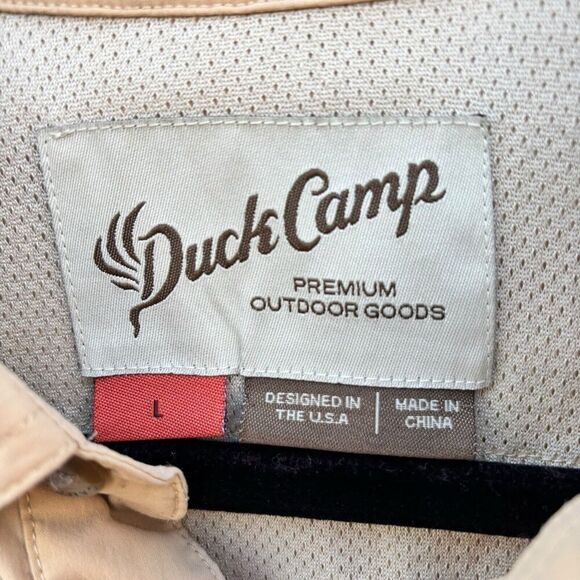 Duck Camp Shirt Mens L Tan Beige Button Down SS Fishing Trail Hiking Vented - Picture 4 of 4